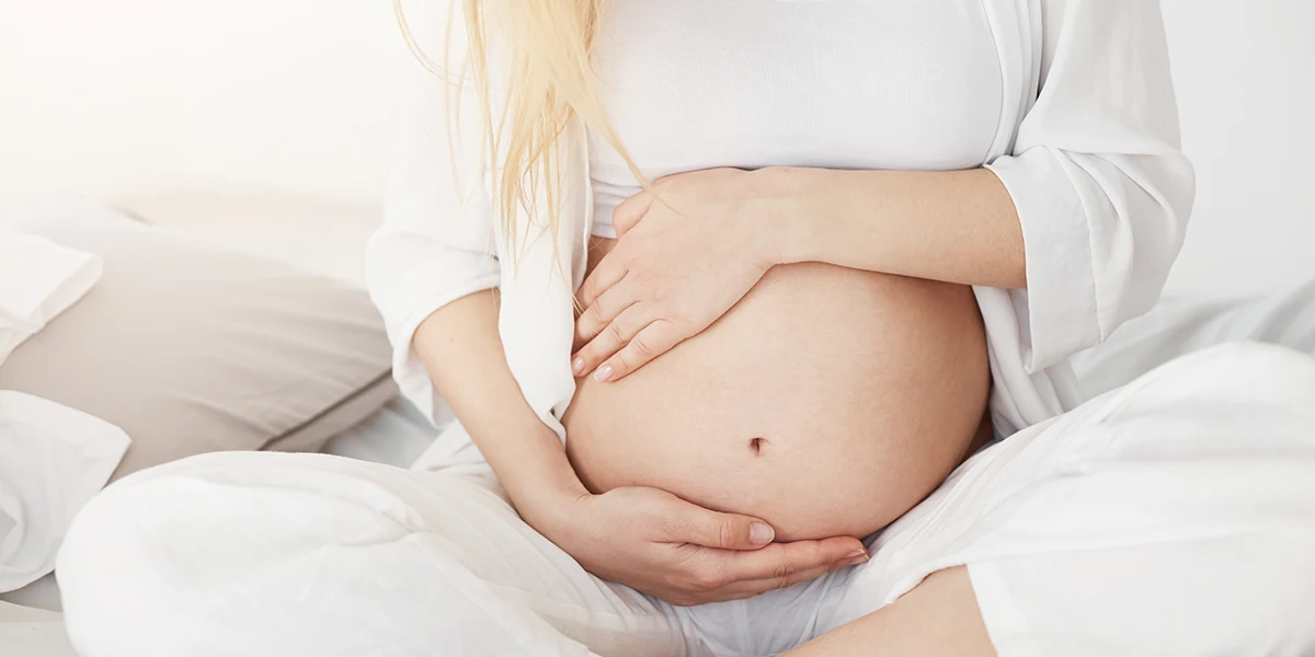 زن مادر قدرت انواع ژست بارداری شیک برای مادران مدرن