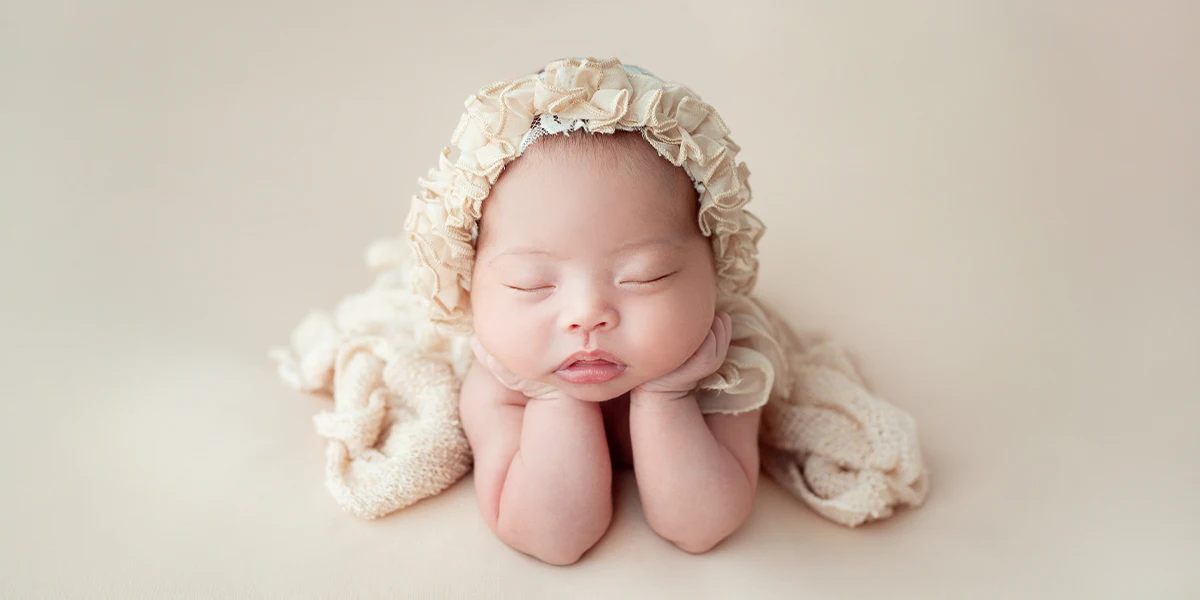 10 ژست عکاسی نوزاد برای کوچولوهای شما