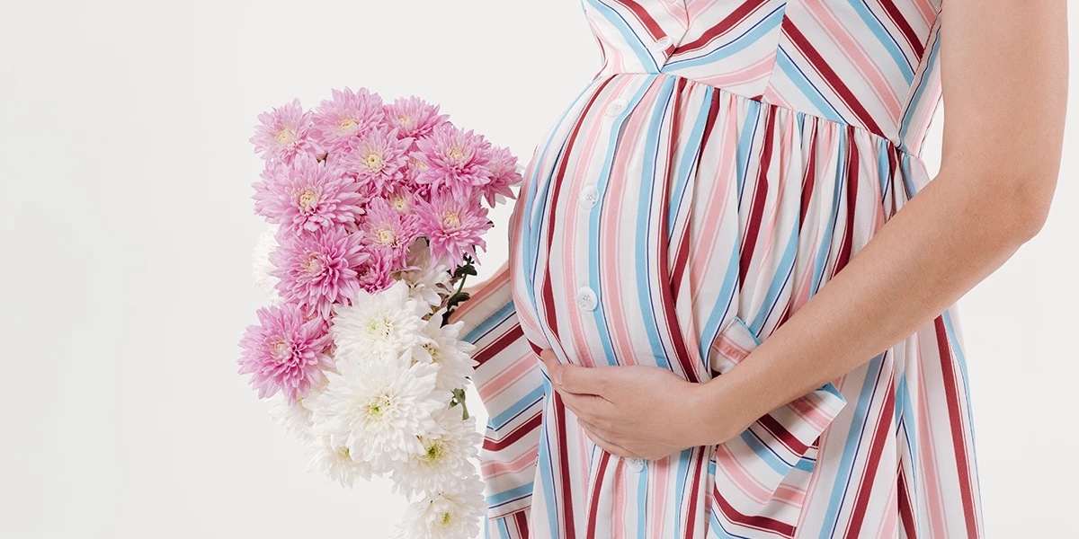 تجربه آرامش‌بخش عکاسی بارداری در هر مکان و زمان با عکستو