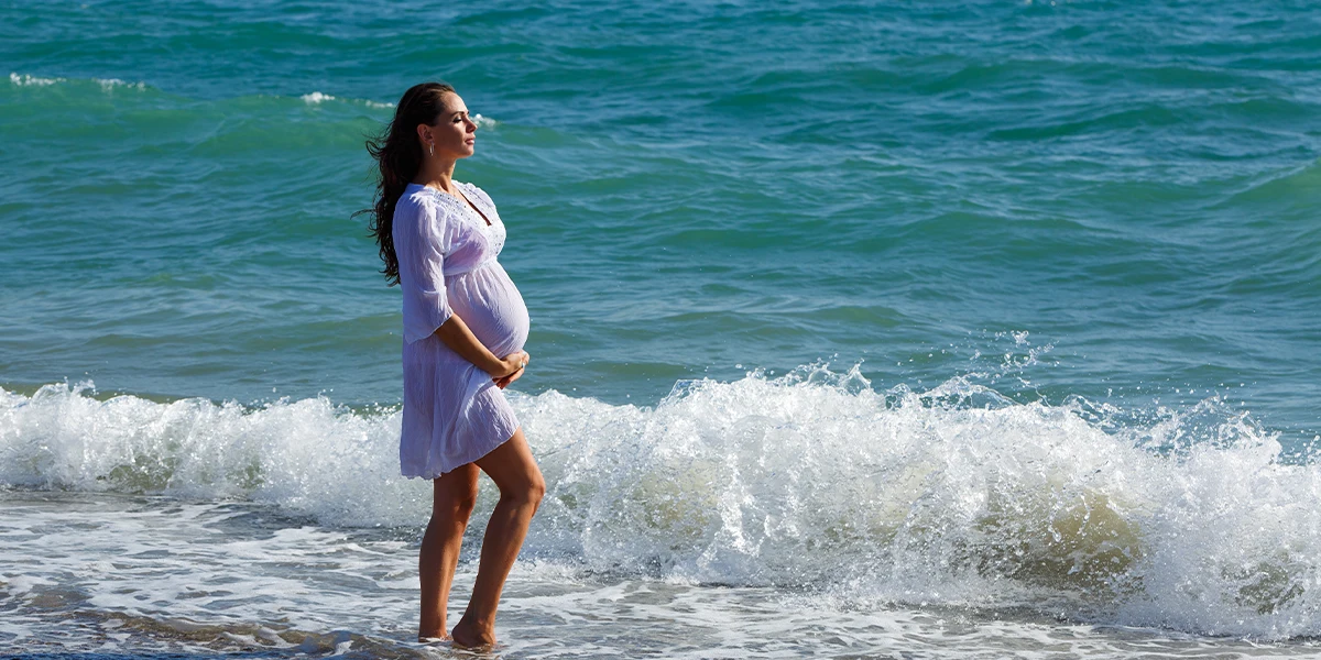 اجرای ژست بارداری قدم زدن با عکستو