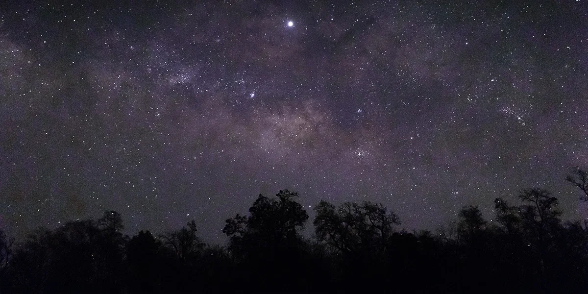 تصویربرداری از ستارگان در تاریکی پر رمز و راز با عکستو